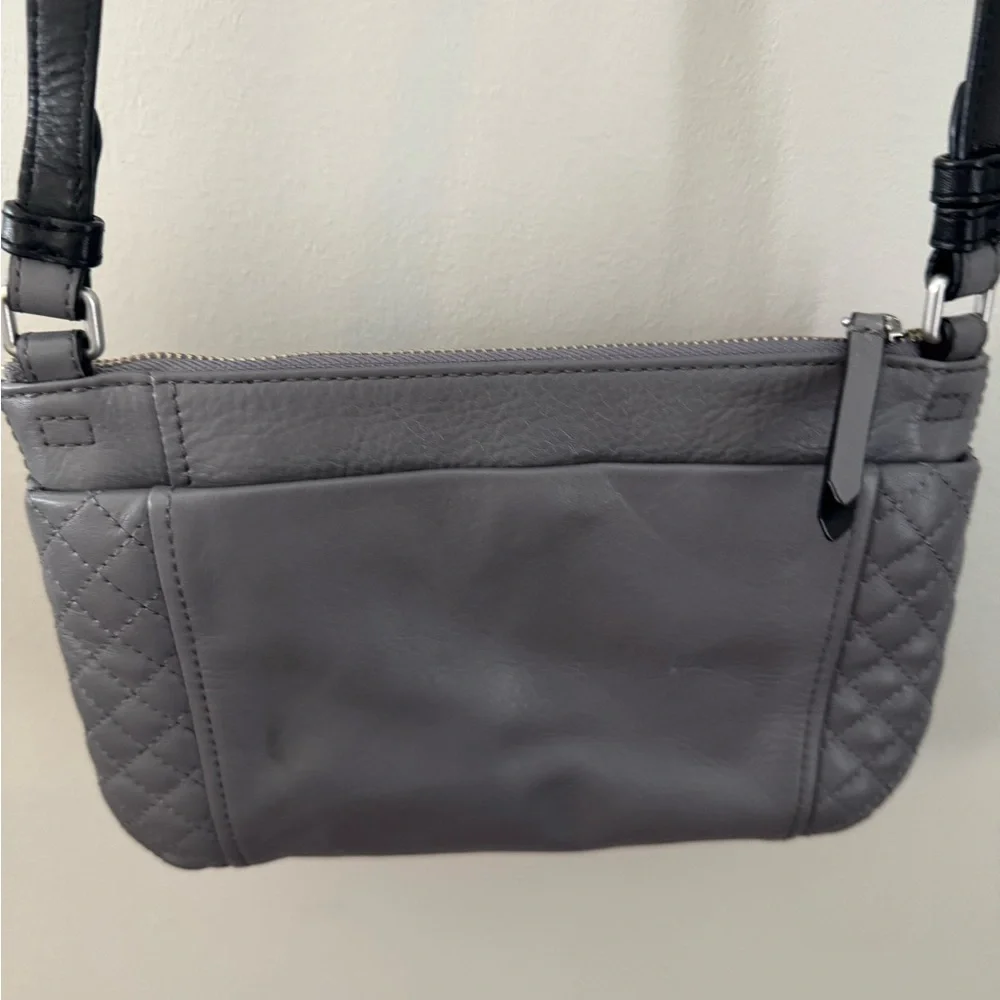 Vera Bradley small gray leather crossbody - Picture 2 of 7